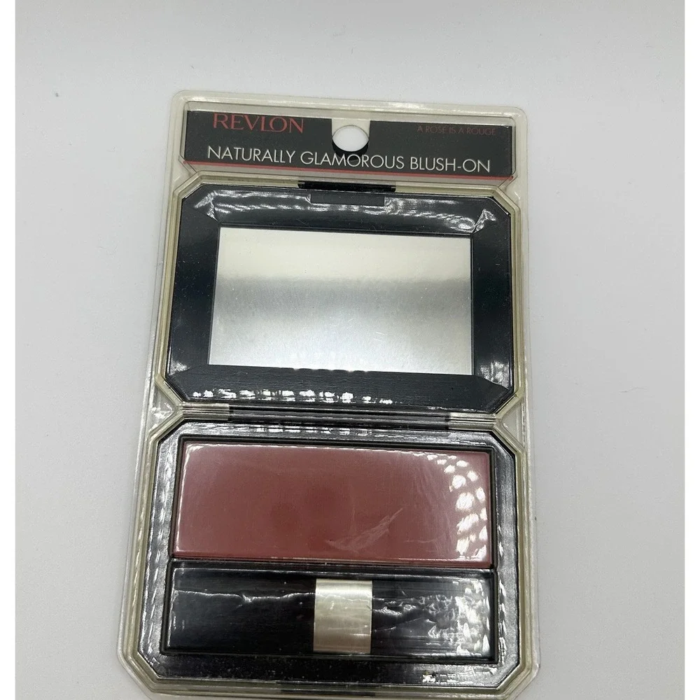 Revlon Naturally Glamorous Blush-On All-Day Cheekcolor ~ A Rose Is A Rouge~ RARE